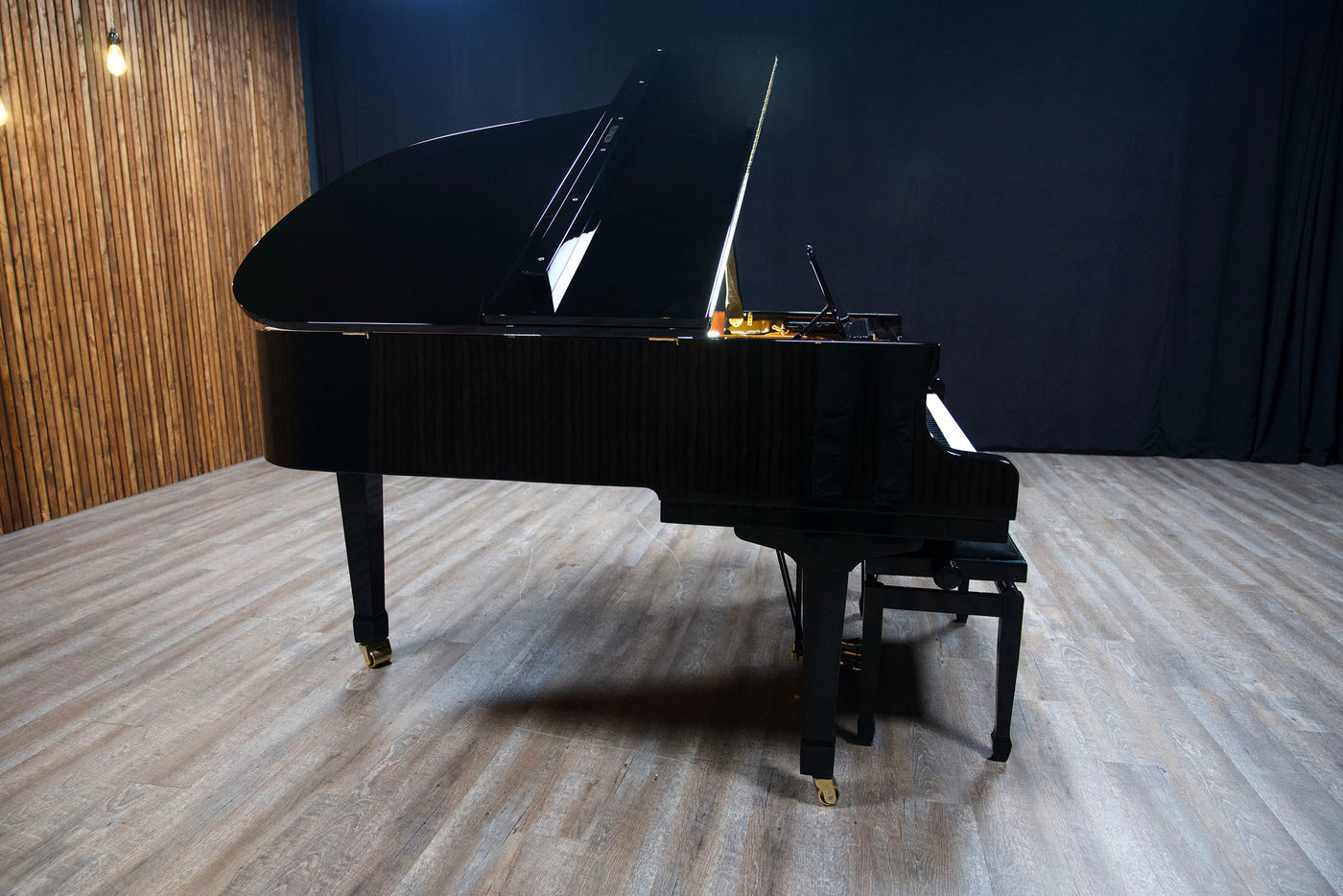 Petrof IV Parlor Grand Piano