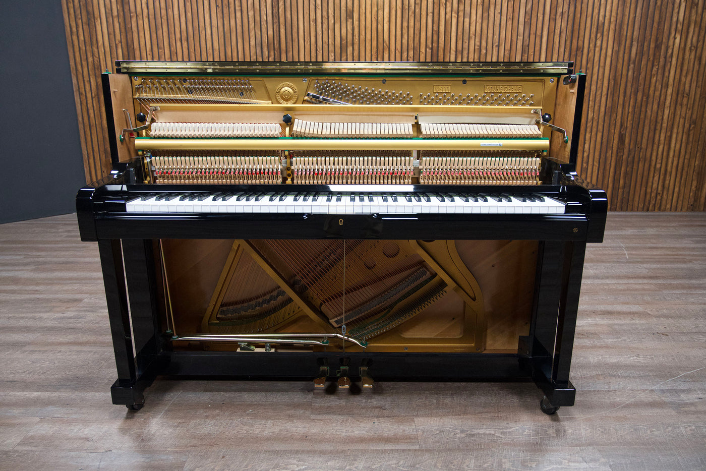 Young Chang U-111 Vertical Piano