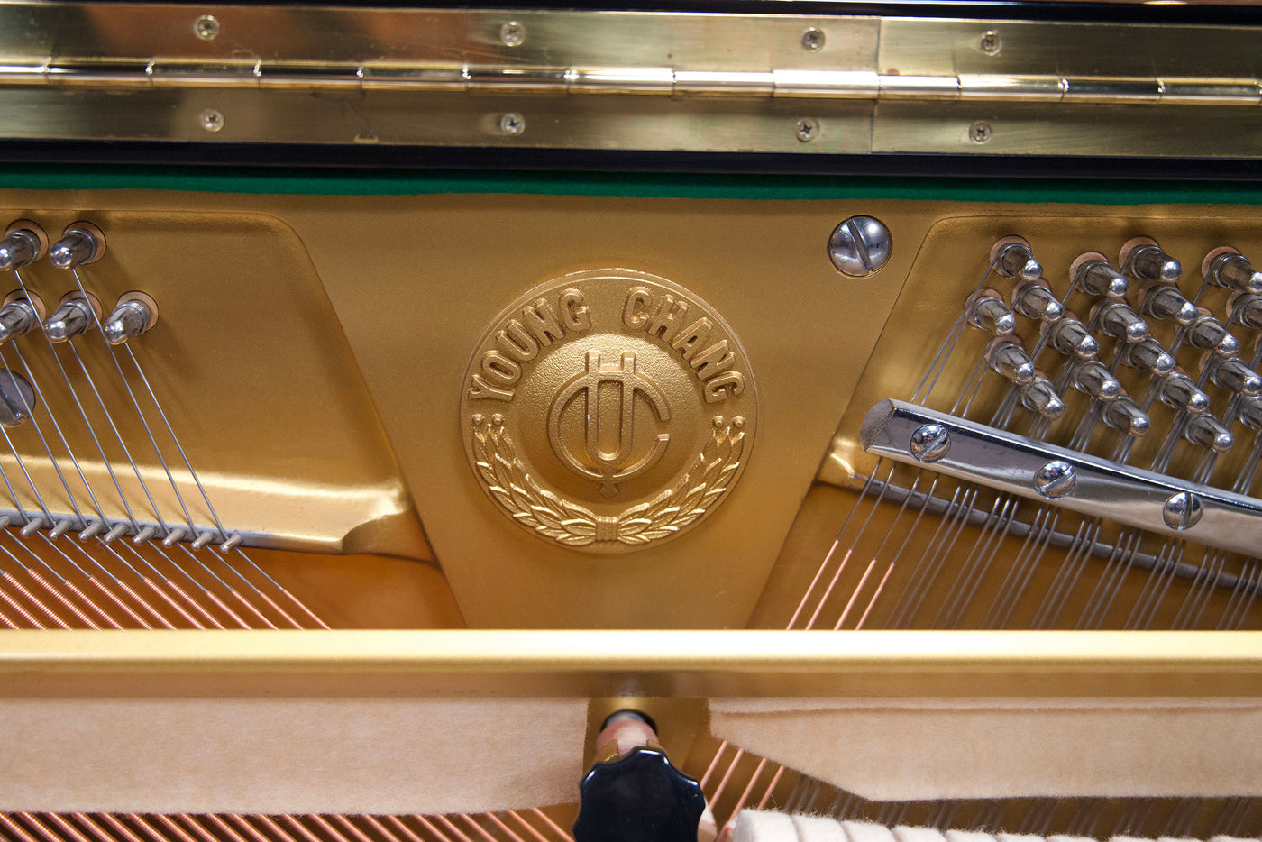 Young Chang U-111 Vertical Piano