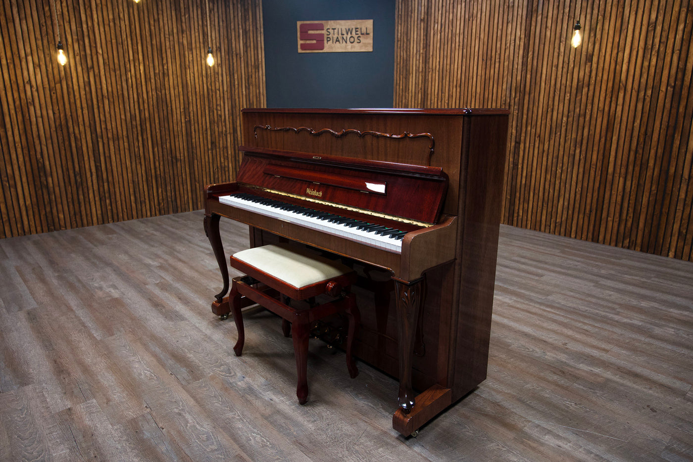 Weinbach 118 Vertical Piano