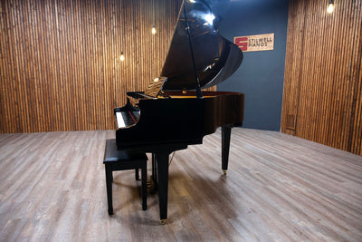 Samick SG-140A Petite Baby Grand Piano