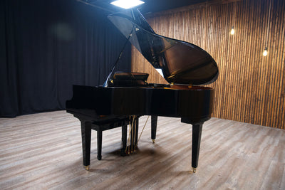 Samick SG-140A Petite Baby Grand Piano