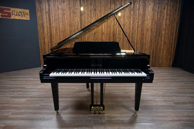 Samick SG-140A Petite Baby Grand Piano