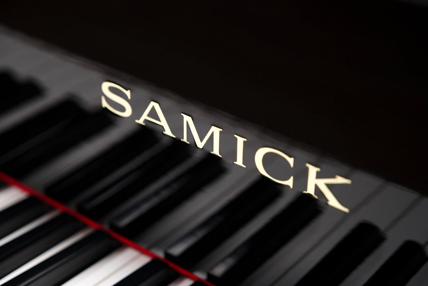 Samick SG-140A Petite Baby Grand Piano