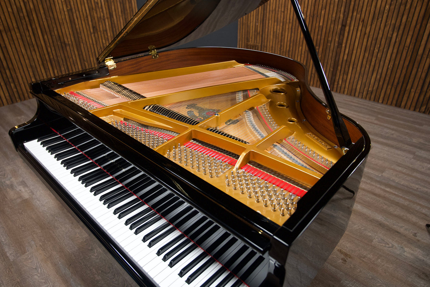 Samick SG-140A Petite Baby Grand Piano