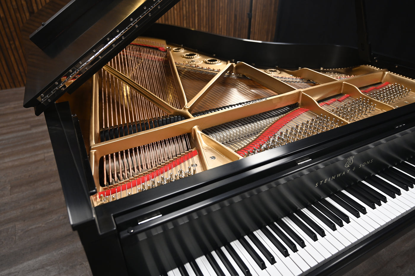 Steinway & Sons B Semi-Concert Grand Piano