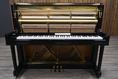 Yamaha UX10 B1 Upright Piano