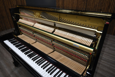 Yamaha UX10 B1 Upright Piano