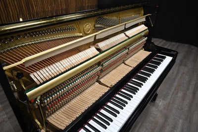 Yamaha UX10 B1 Upright Piano