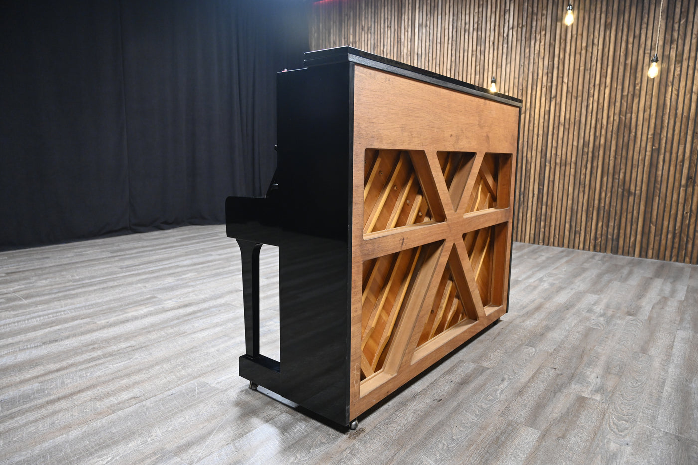 Yamaha UX-1 Upright Piano