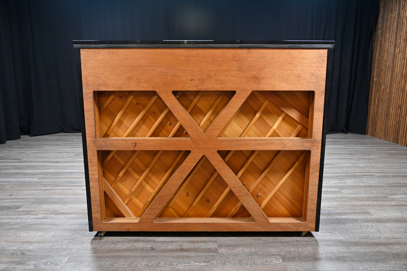 Yamaha UX-1 Upright Piano