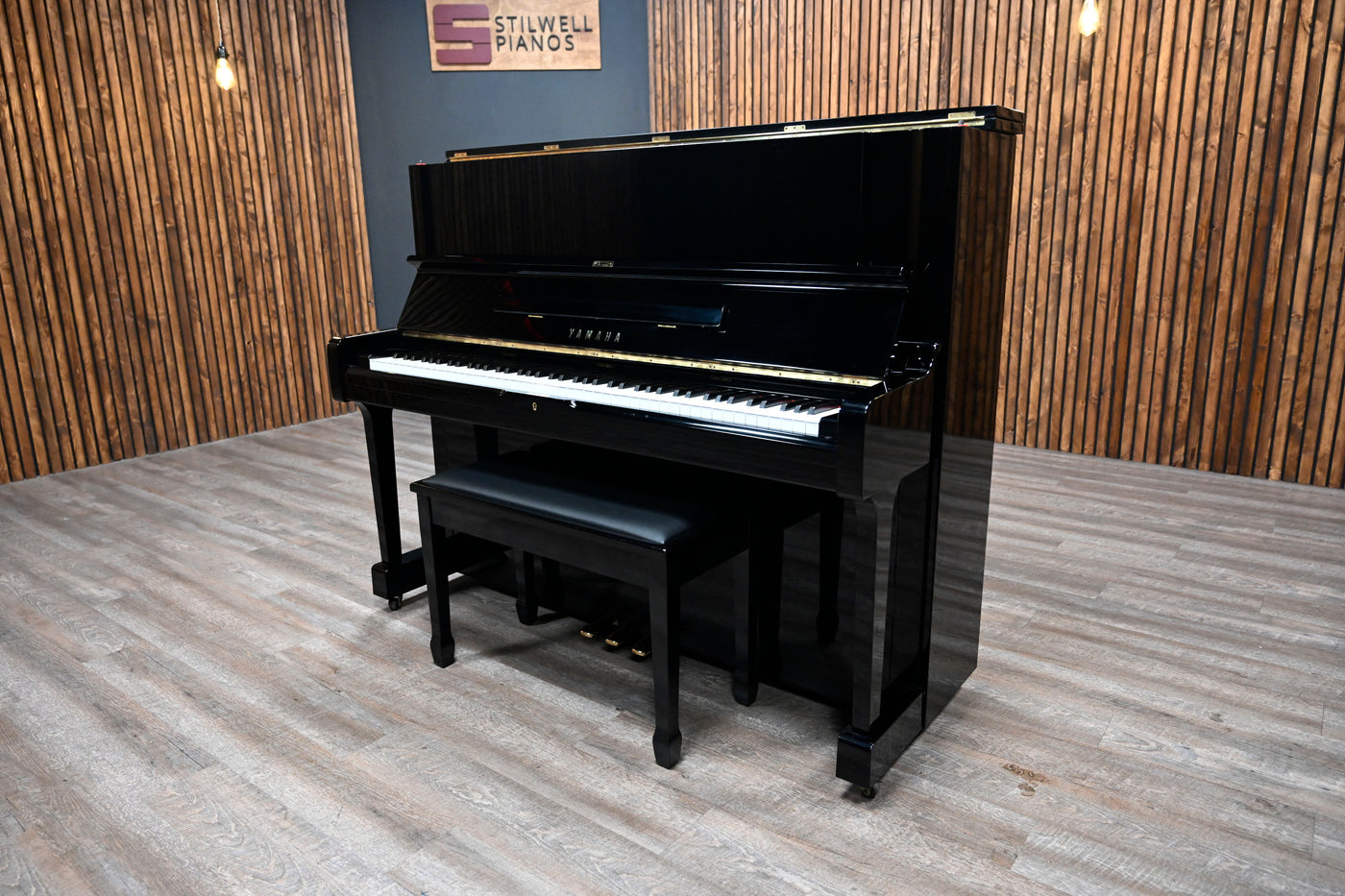 Yamaha YUS (X) Upright Piano