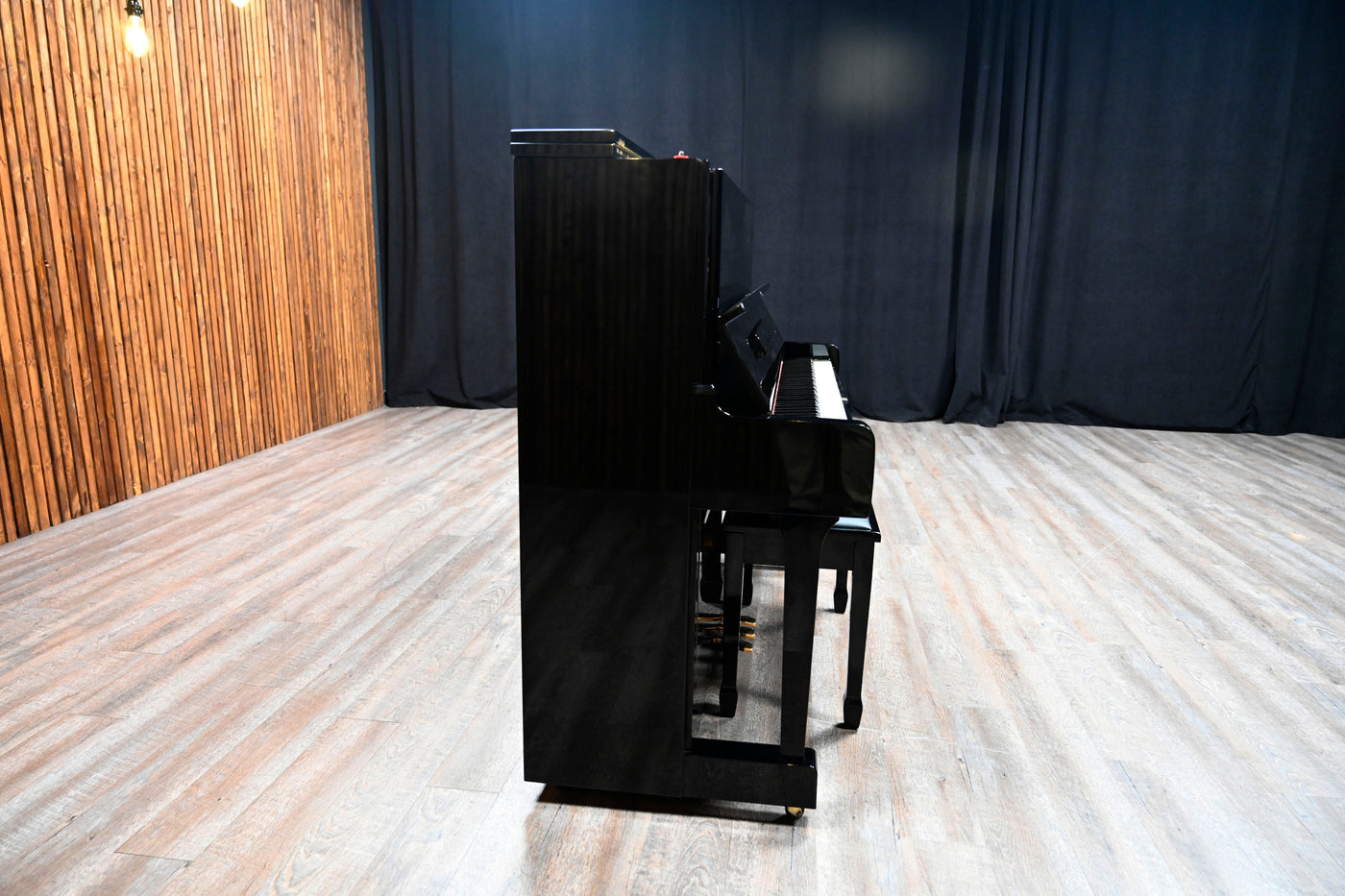 Yamaha YUS (X) Upright Piano