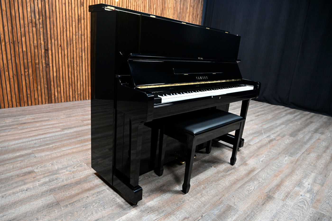 Yamaha YUS (X) Upright Piano