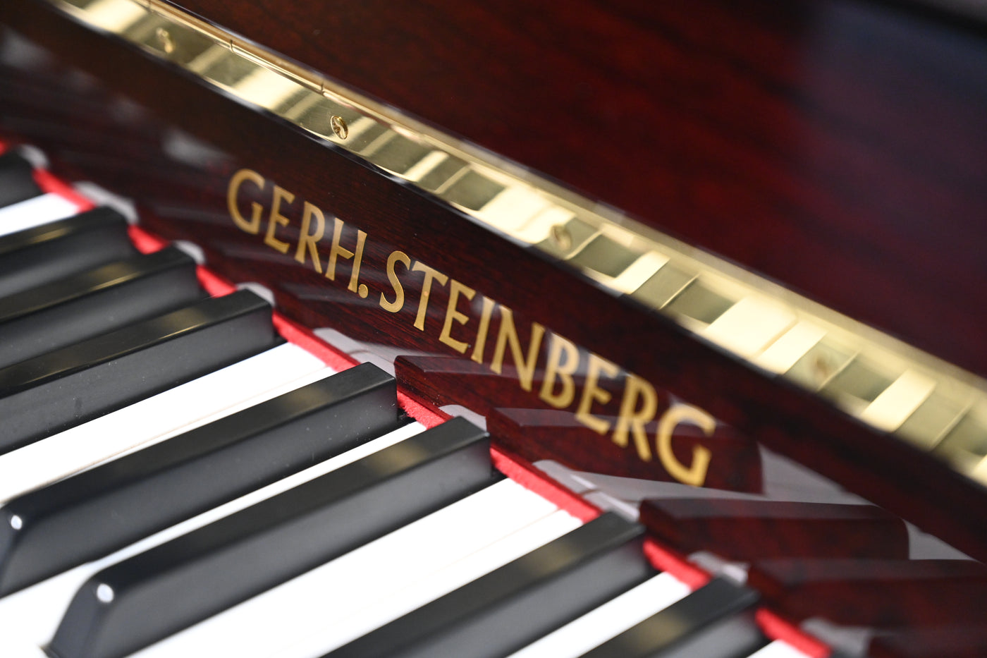 Gerh. Steinberg HM109EMF Vertical Piano