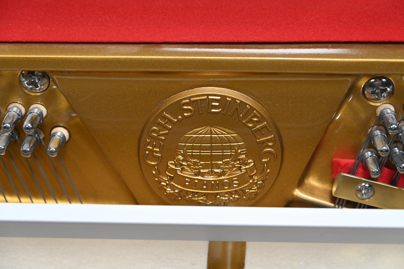 Gerh. Steinberg HM109EMF Vertical Piano