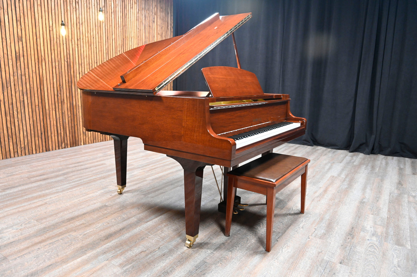 Yamaha GH1 Baby Grand Piano