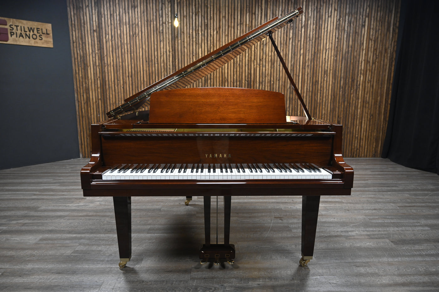 Yamaha GH1 Baby Grand Piano