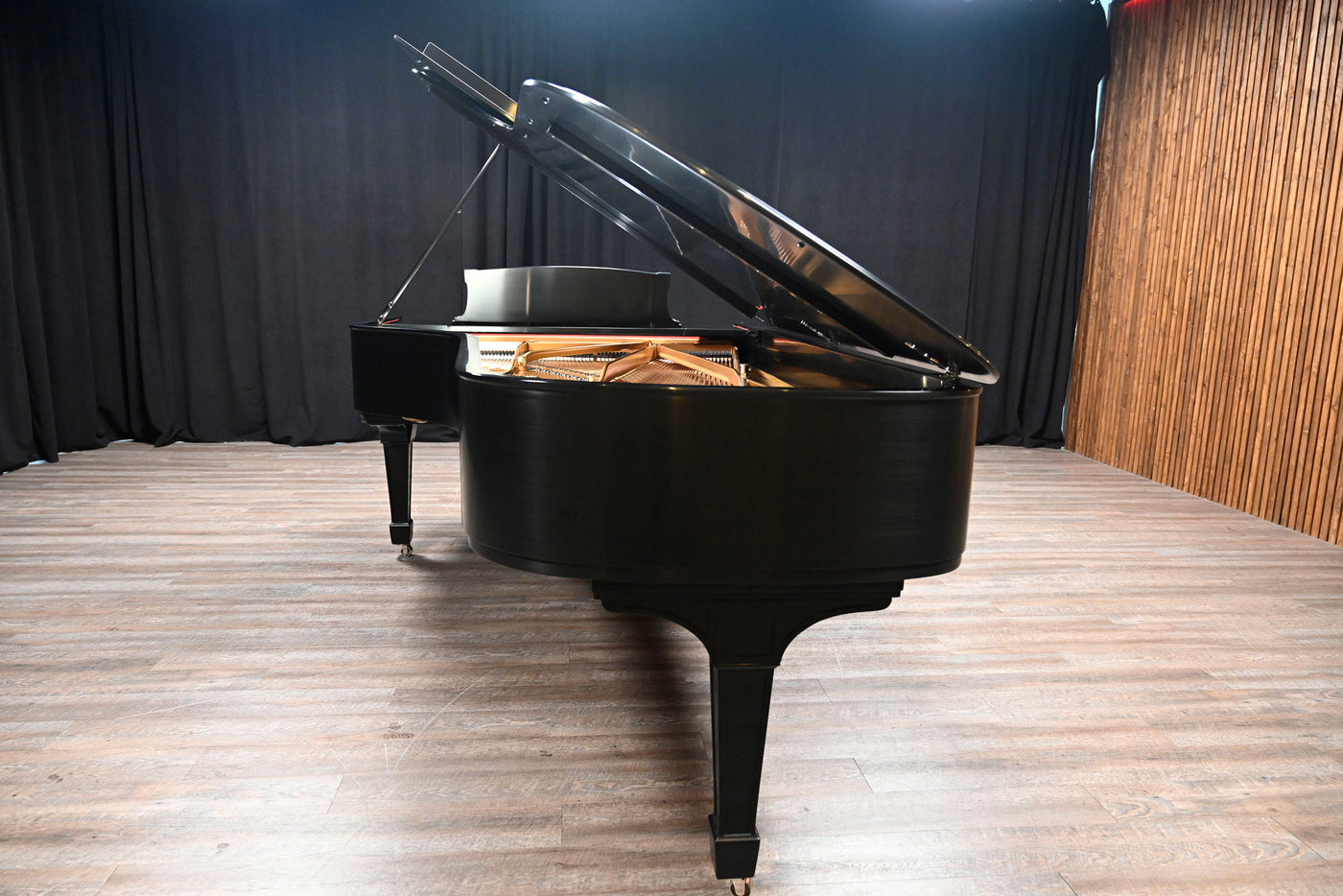 Steinway & Sons D Full Concert Grand Pian