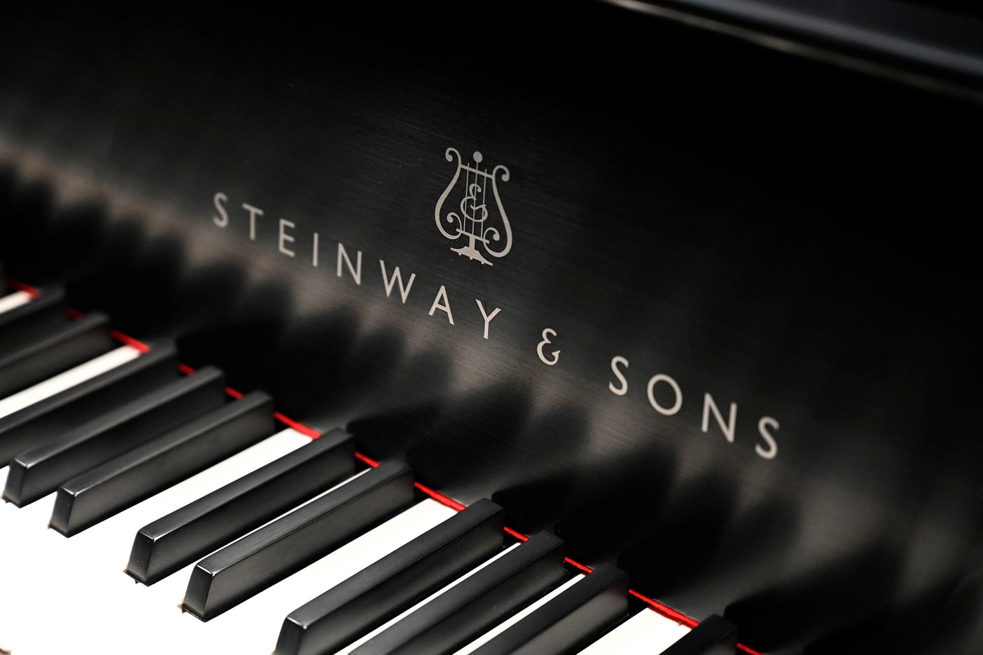 Steinway & Sons D Full Concert Grand Pian