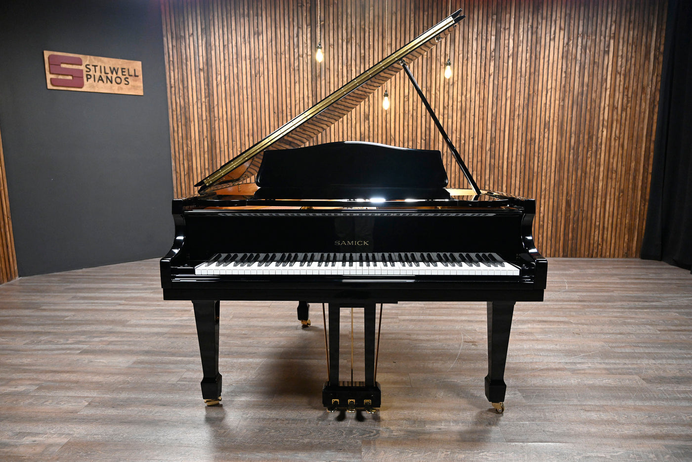 Samick SIG-50 Baby Grand