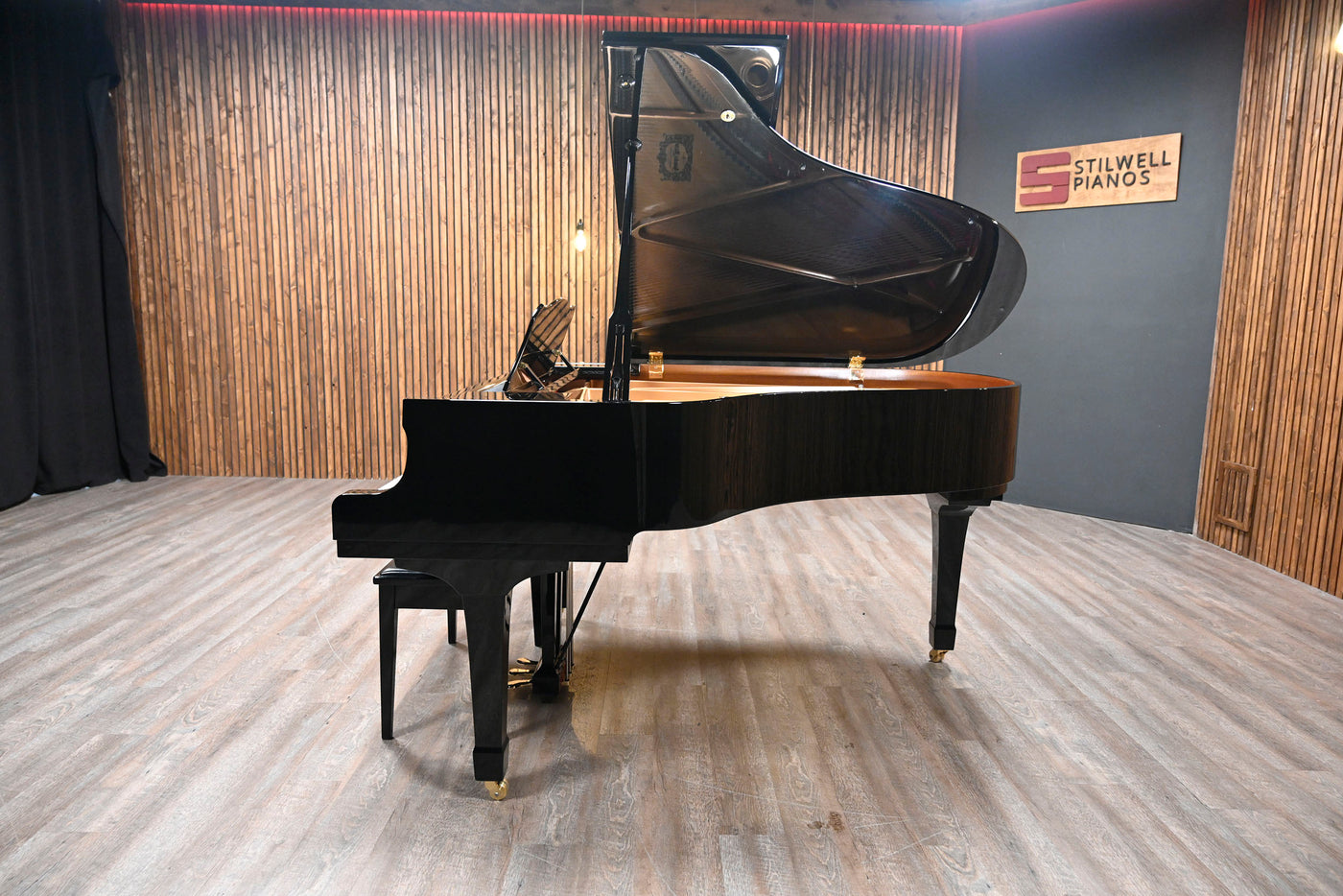Yamaha C3 Grand Piano