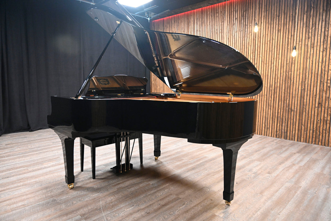 Yamaha C3 Grand Piano