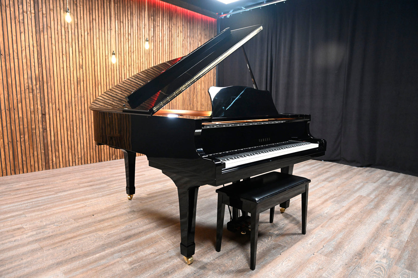 Yamaha C3 Grand Piano