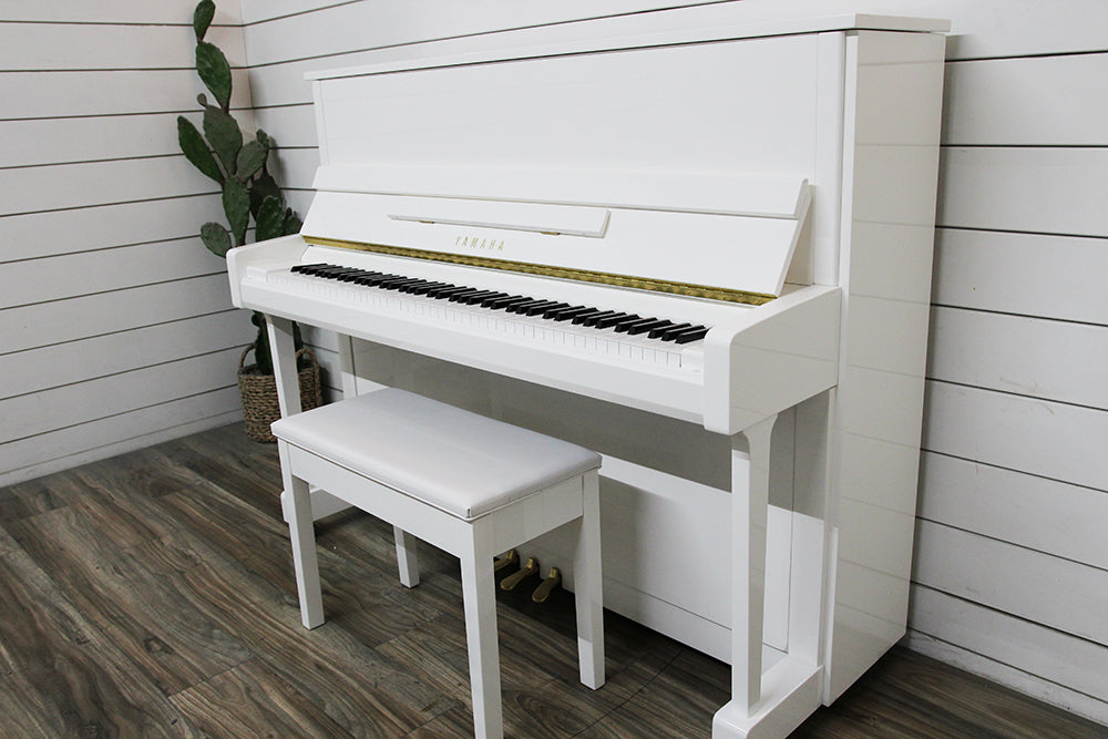 Yamaha B3 Upright Piano