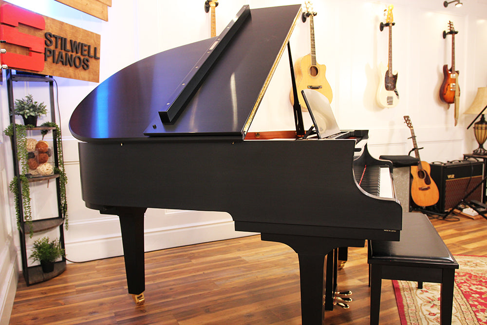 Yamaha C1X Baby Grand Piano