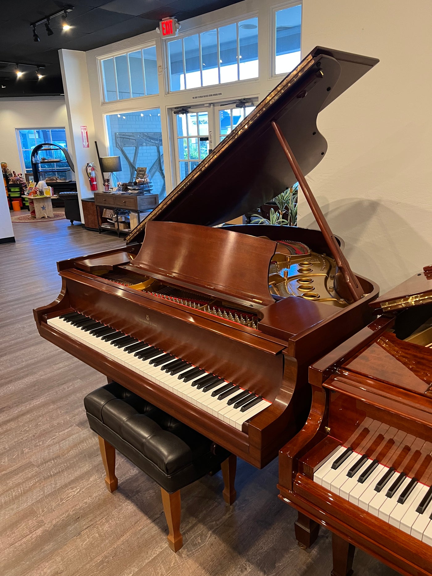 Steinway & Sons S Baby Grand Piano – Stilwell Pianos