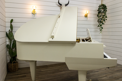 Yamaha G2 Mid-Century Modern Baby Grand Piano