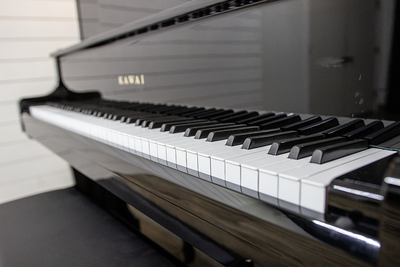 Kawai BL-71 Upright Piano