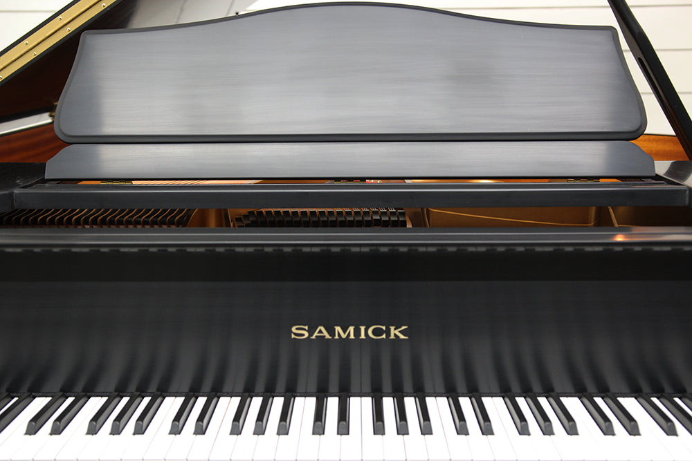 Samick SG150C Baby Grand Piano