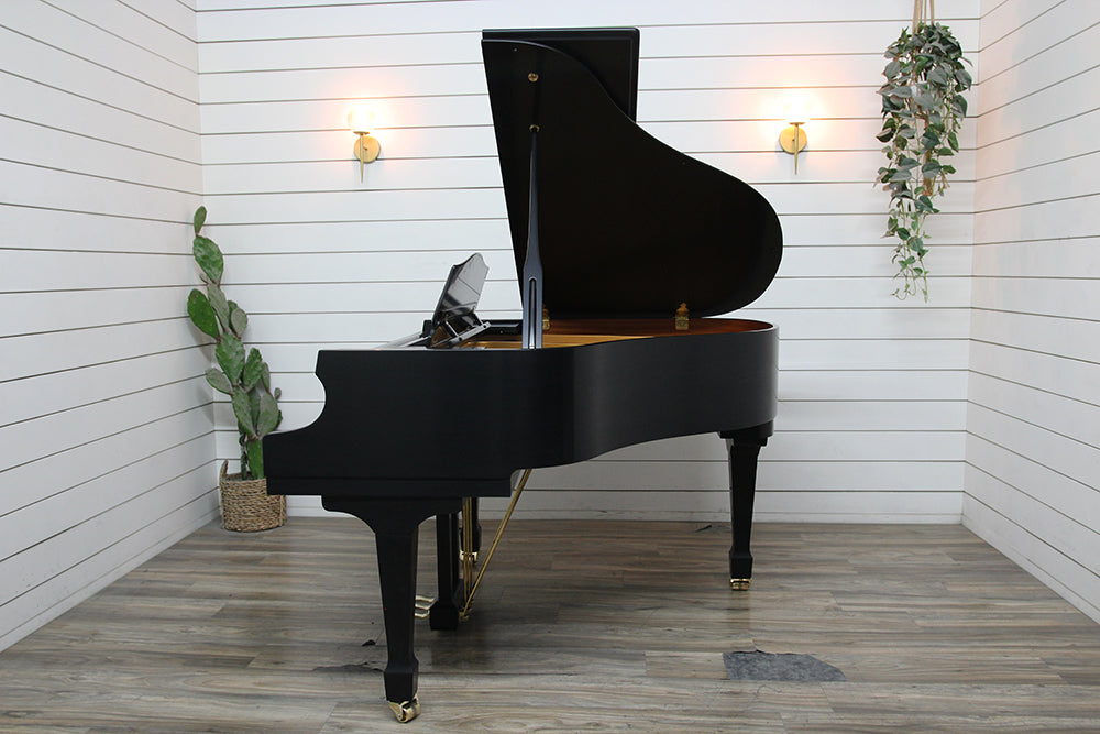 Samick SG150C Baby Grand Piano