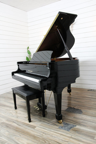 Kohler & Campbell SKG-500S Baby Grand Piano