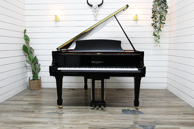 Kohler & Campbell SKG-500S Baby Grand Piano