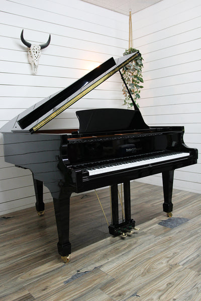 Kohler & Campbell SKG-500S Baby Grand Piano