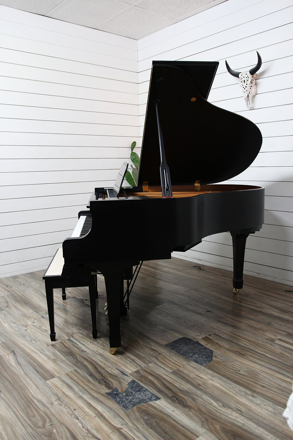 Yamaha C1 Player Baby Grand Piano