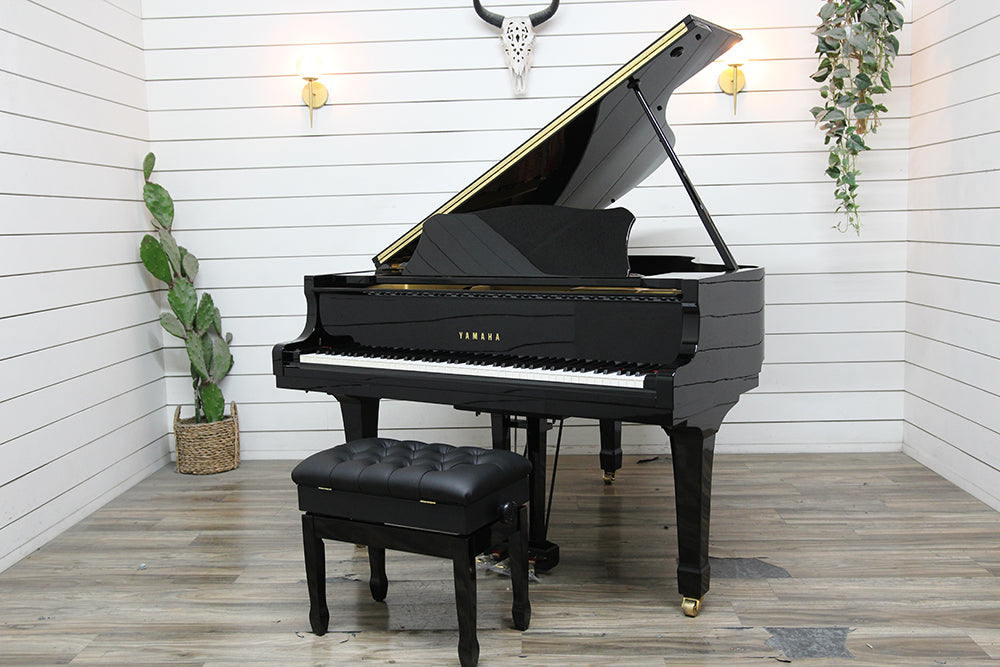 Yamaha G2 Parlor Grand Piano